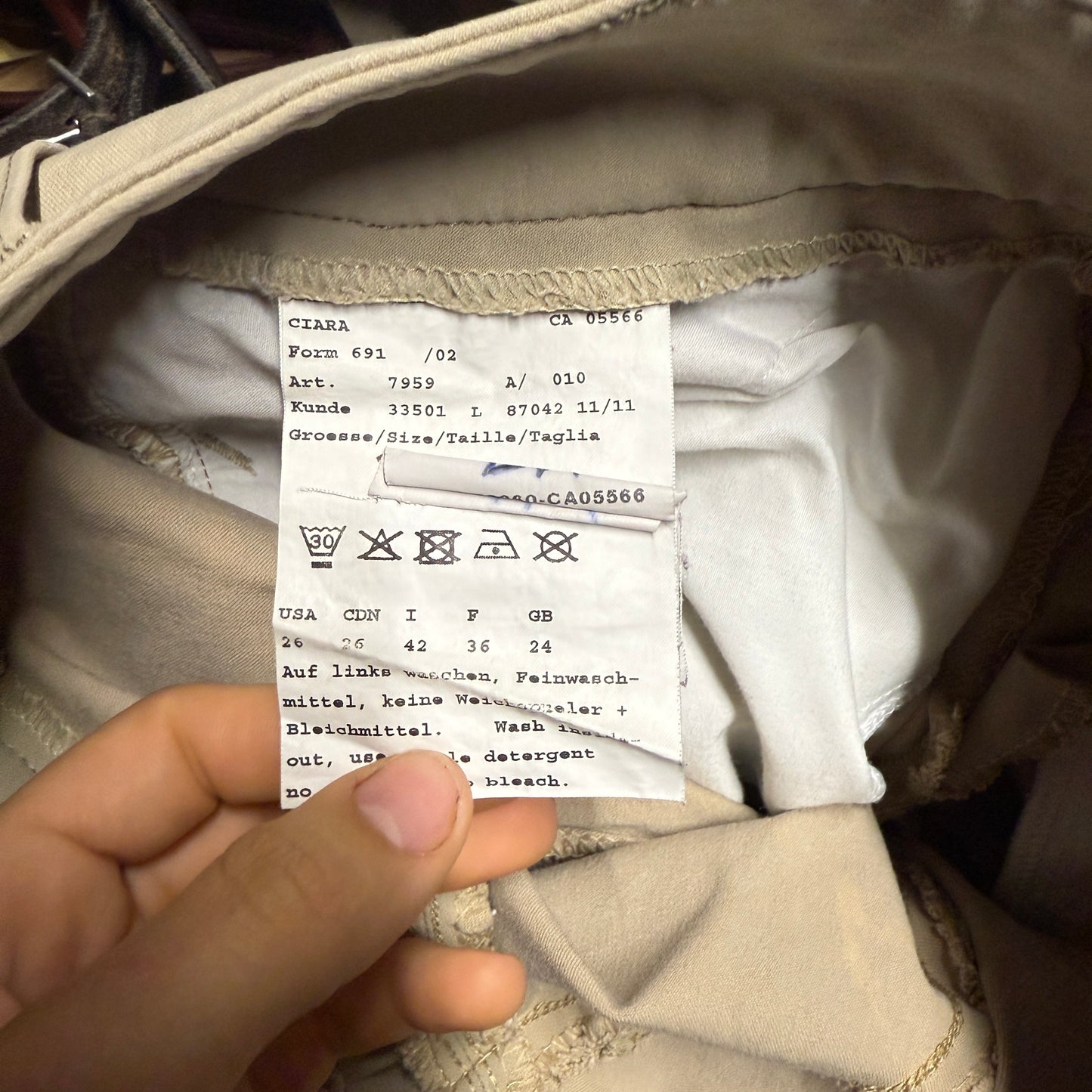 Women’s Size 26R Tan Pikeur Knee Patch Horseback Riding Breeches