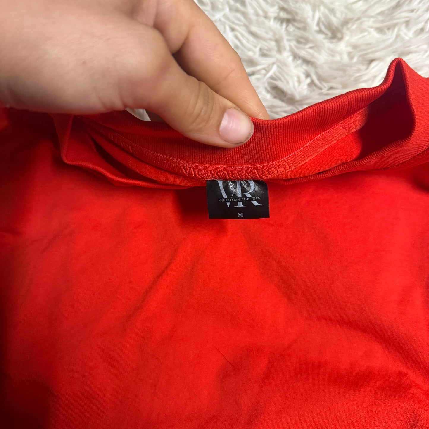 Women’s Medium Red Victoria Rose Equestrian Long Sleeve Horseback Riding Sunshirt
