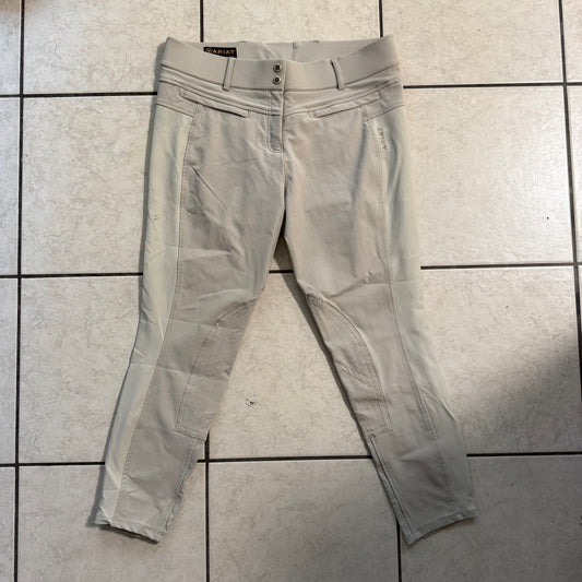 Women’s Size 34R Tan Ariat Knee Patch Horseback Riding Breeches
