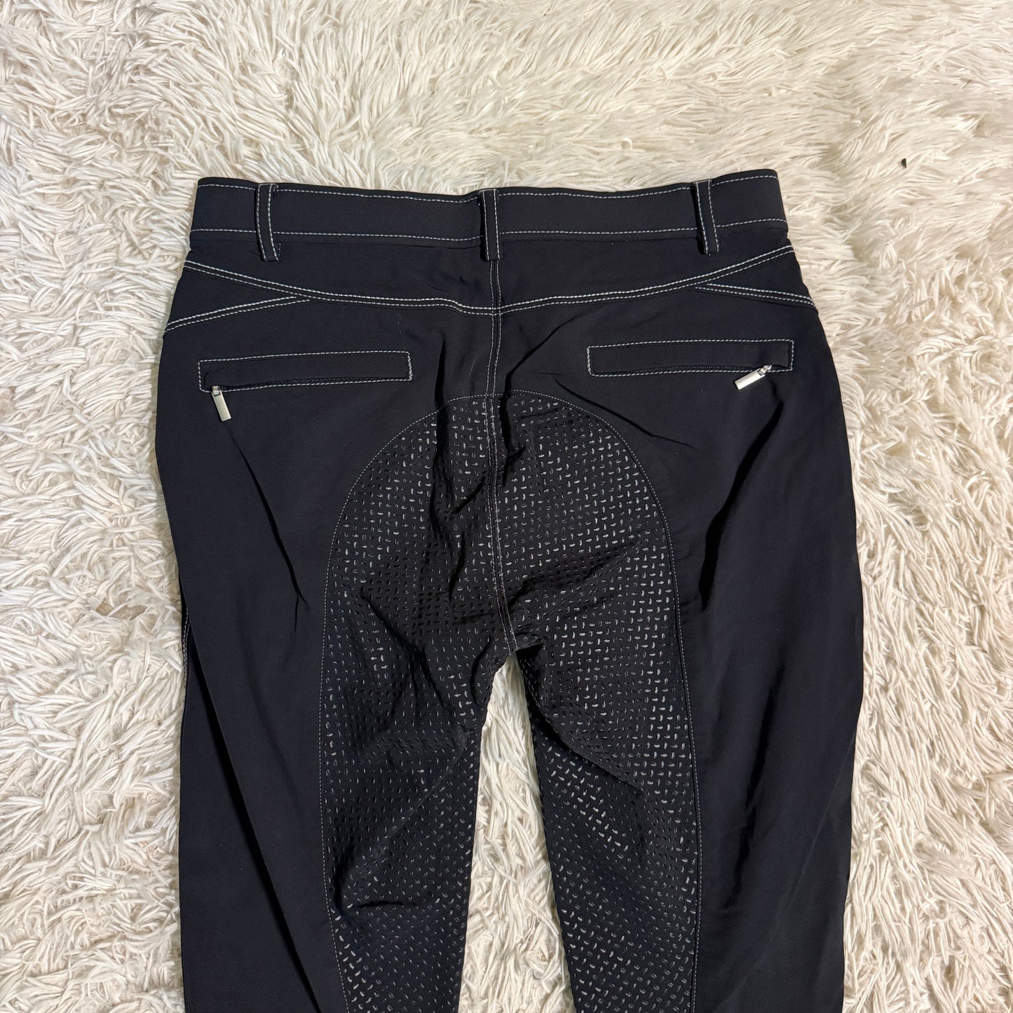 Women’s Size 28R Black Euro Star Full Seat Horseback Riding Breeches
