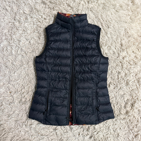 Women’s Small Black/Red Floral Dover Reversible Horseback Riding Puffer Vest