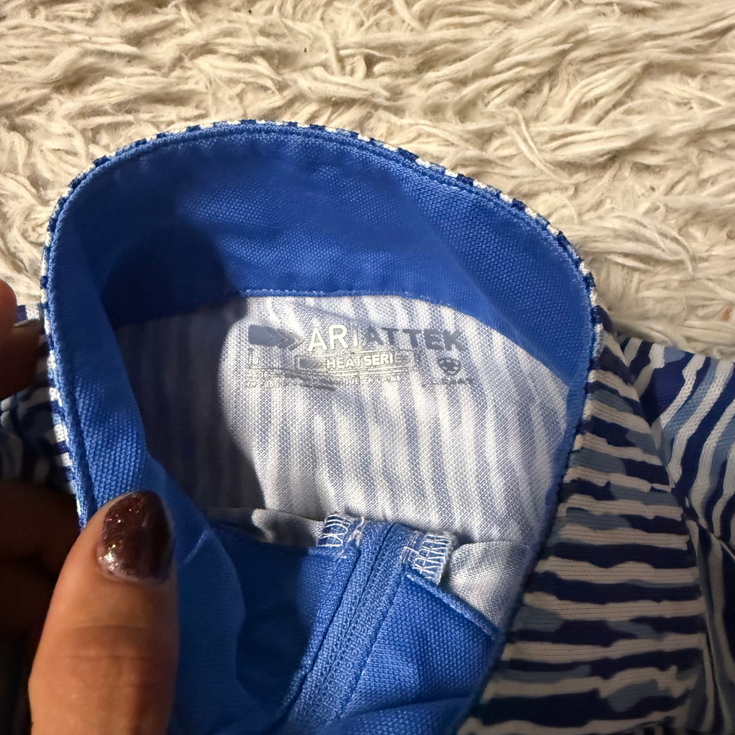 Women’s Large Ariat Blue Striped Pattern Long Sleeve Horseback Riding Sunshirt