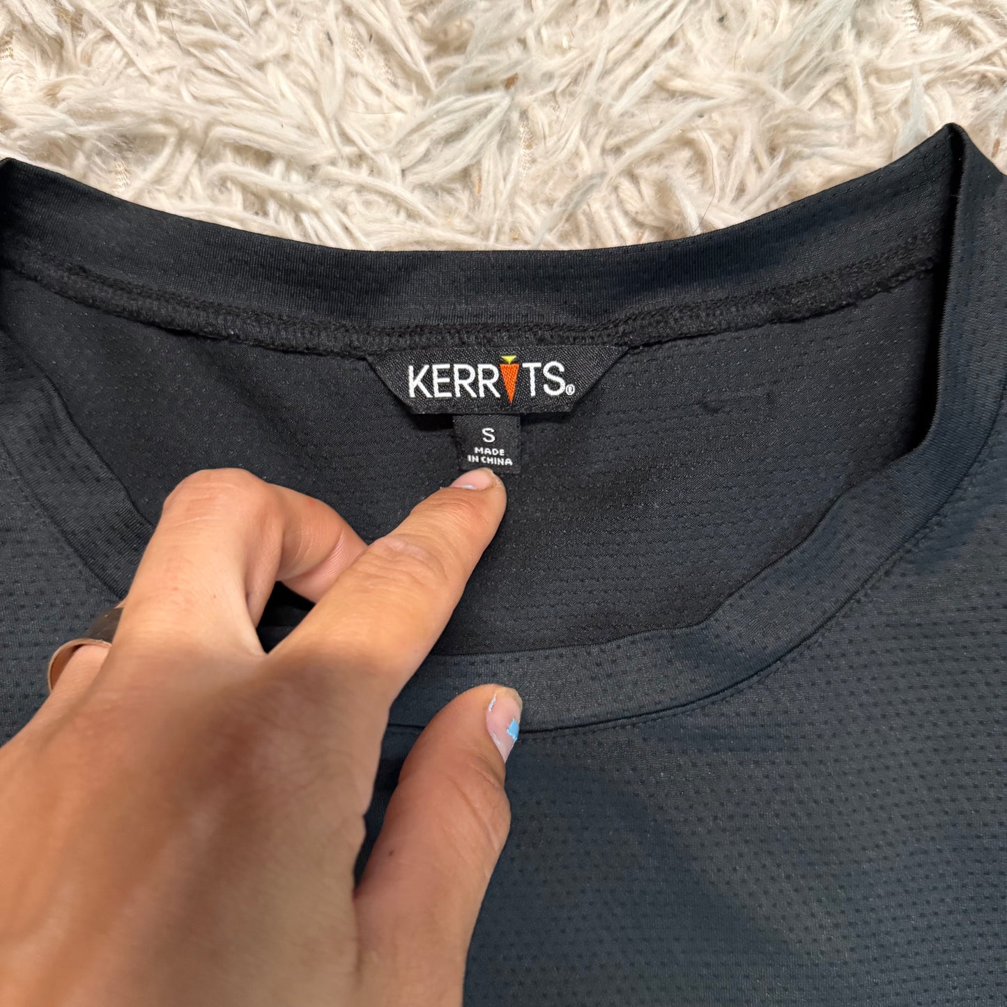 Women’s Small Black Kerrits Short Sleeve Horseback Riding Sunshirt