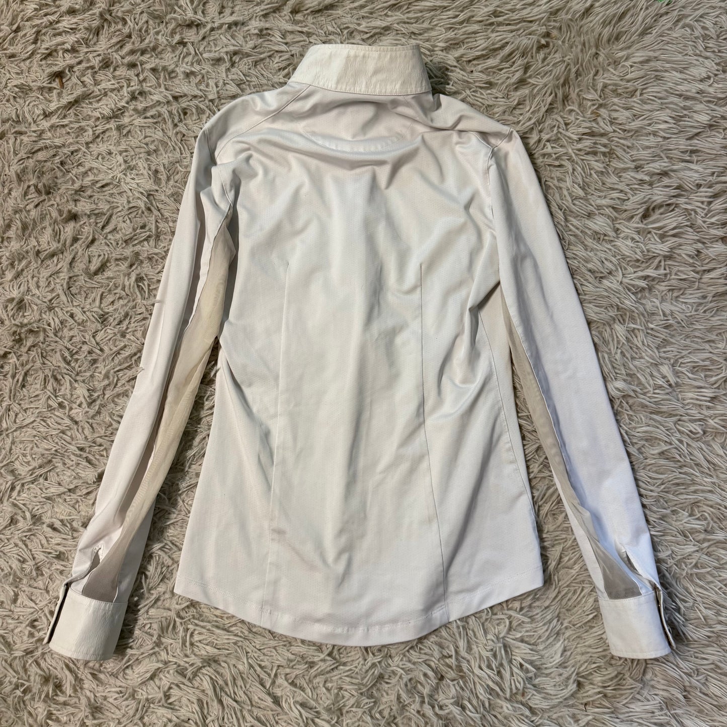 Women’s Medium White Tailored Sportsman Long Sleeve Horseback Riding Show Shirt