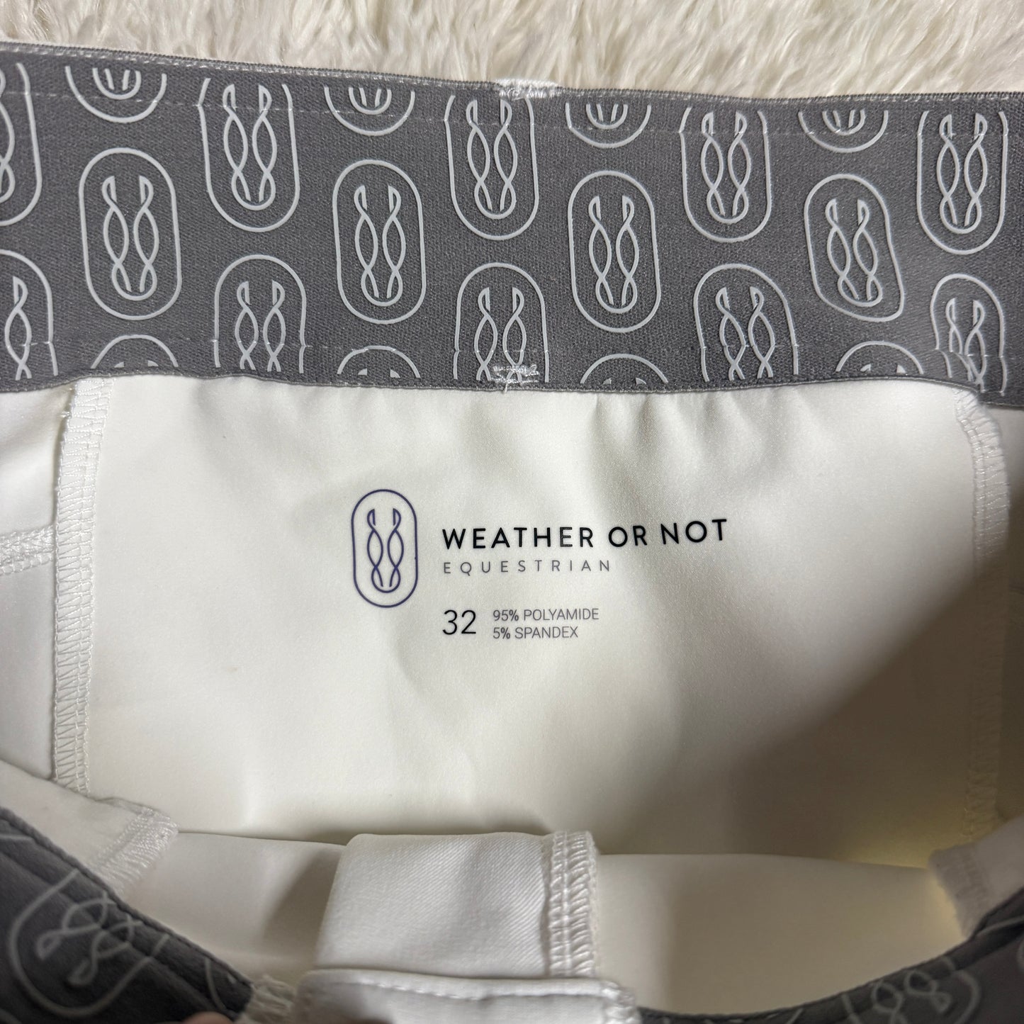 Women’s Size 32R White Weather Or Not Knee Patch Horseback Riding Rain Breeches