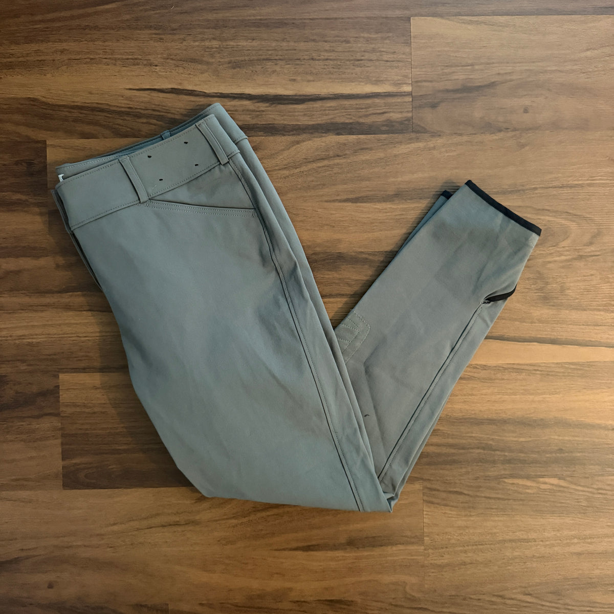 Women’s Size 34L Grey Tailored Sportsman Knee Patch Horseback Riding Breeches