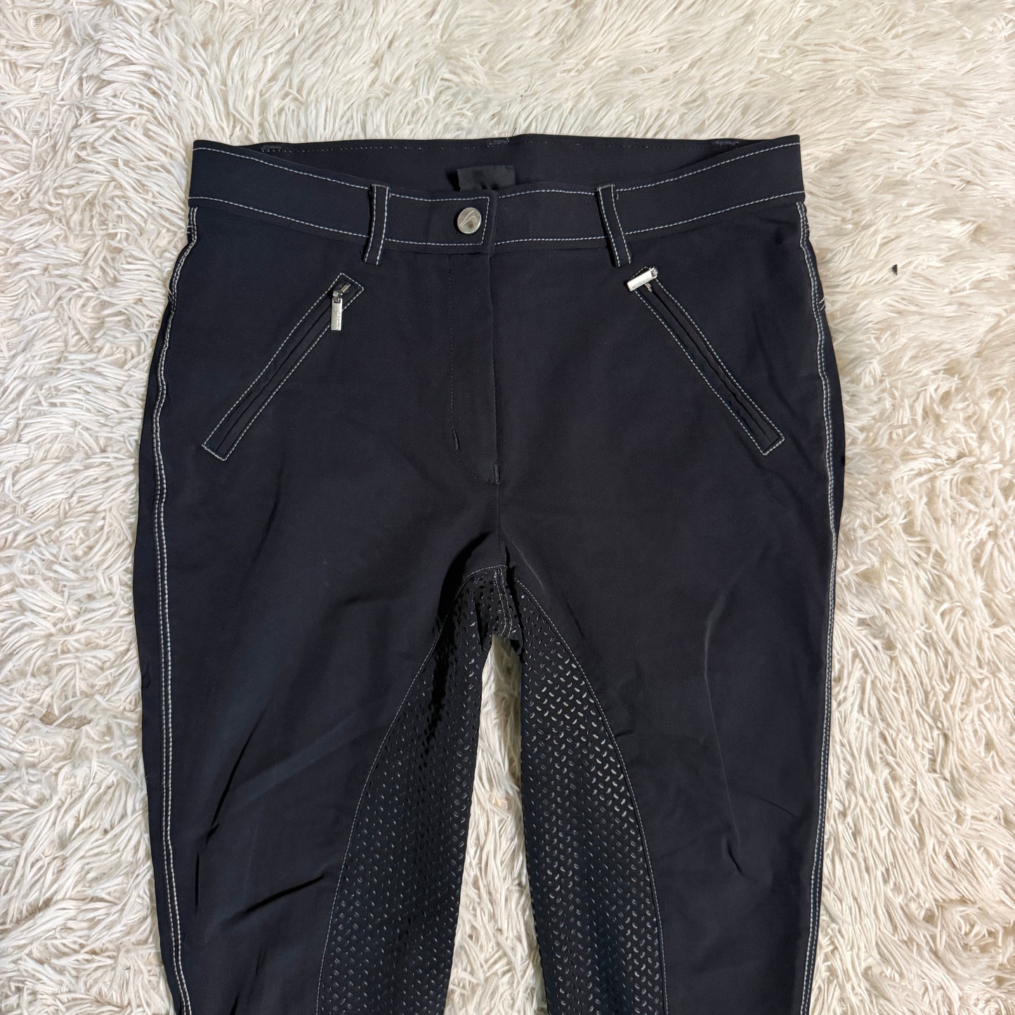 Women’s Size 28R Black Euro Star Full Seat Horseback Riding Breeches