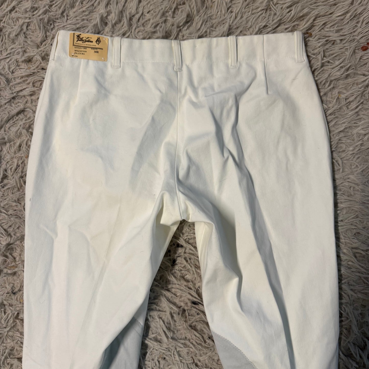 New Women’s Size 30R White Tailored Sportsman Knee Patch Breeches, Older Style