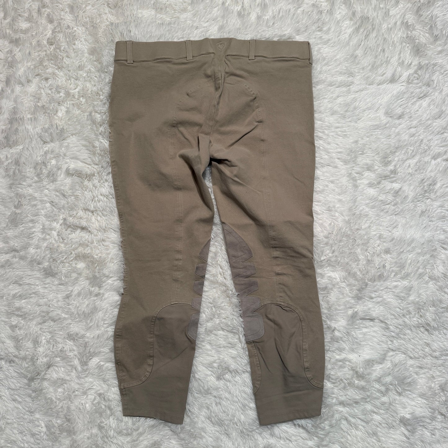 Women’s Size 34R Tan Ariat Knee Patch Horseback Riding Breeches