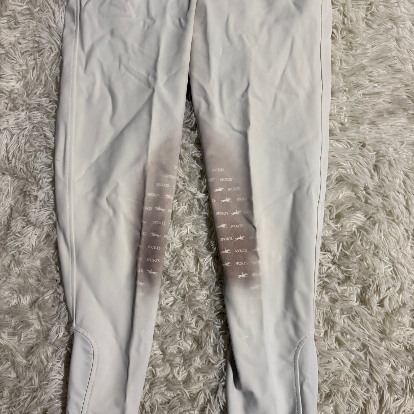 Women’s Size 28R White Schockemohle Knee Patch Horseback Riding Breeches