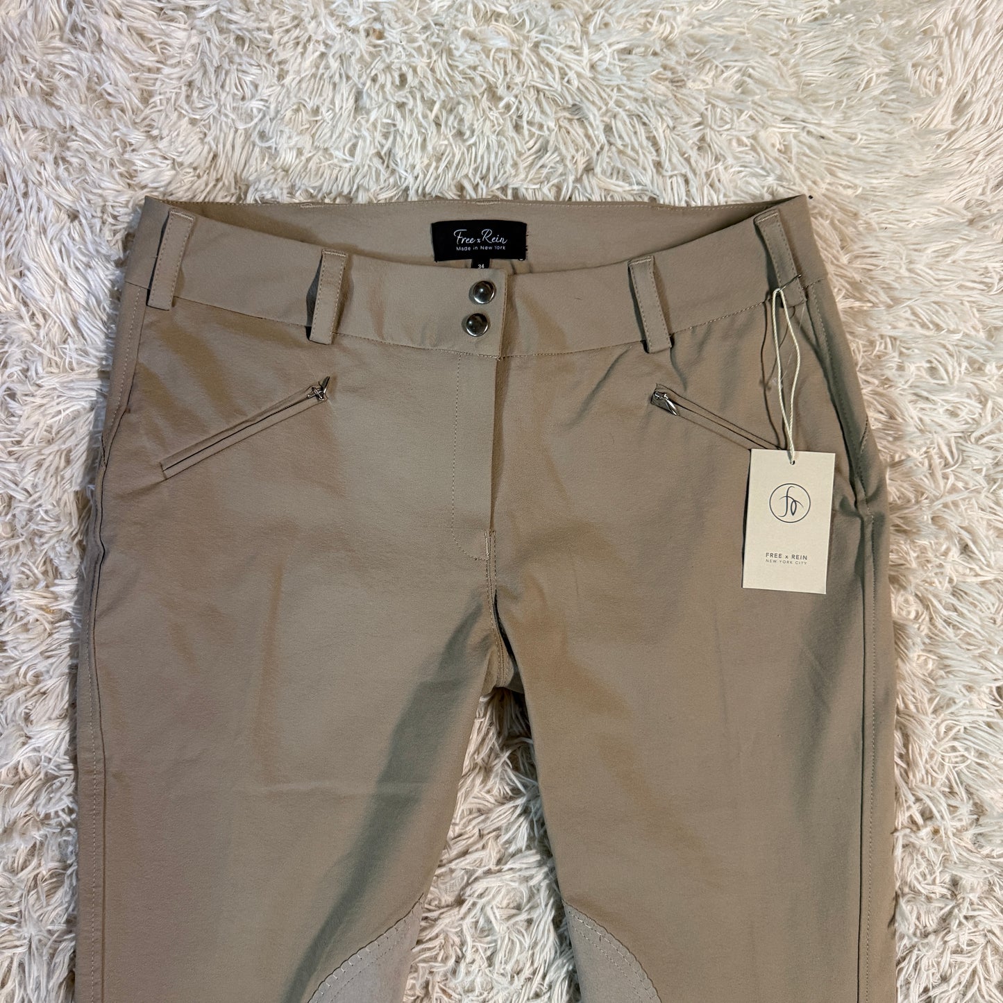New Women’s Size 34R Tan Free Rein Knee Patch Horseback Riding Breeches