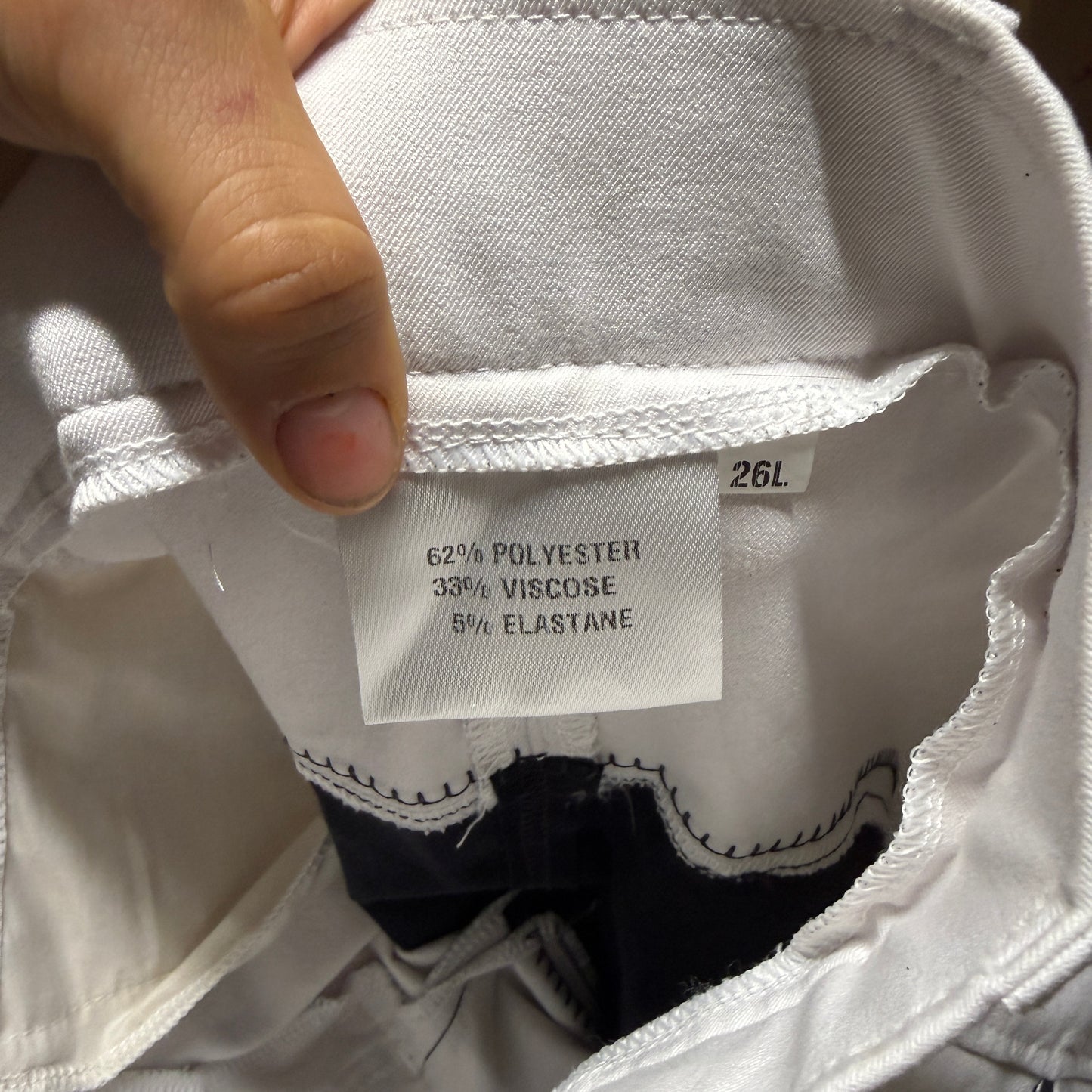 Women’s Size 26L White Dover Full Seat Horseback Riding Breeches