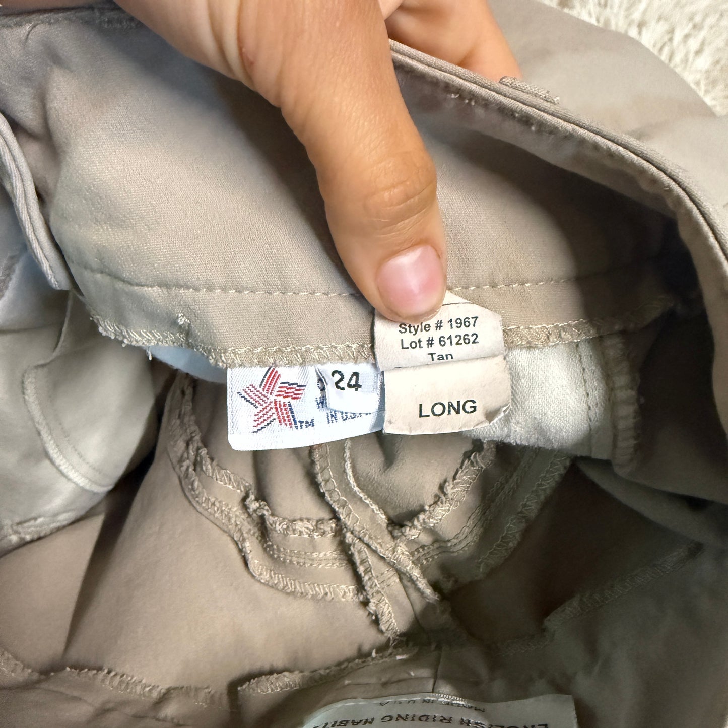 Women’s Size 24L Tan Tailored Sportsman Knee Patch Horseback Riding Breeches