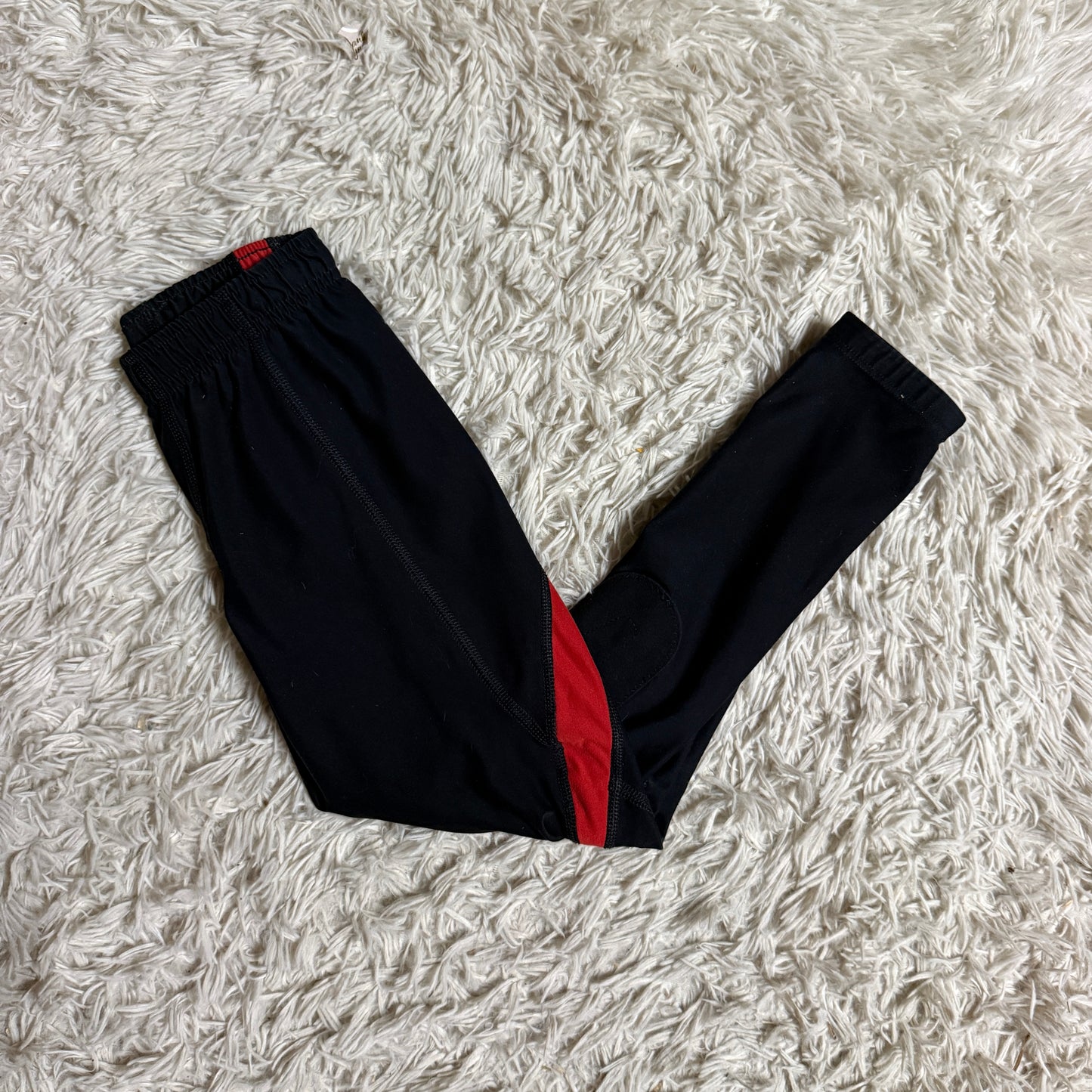 Child’s Medium Black/Red Irideon Knee Patch Horseback Riding Tights
