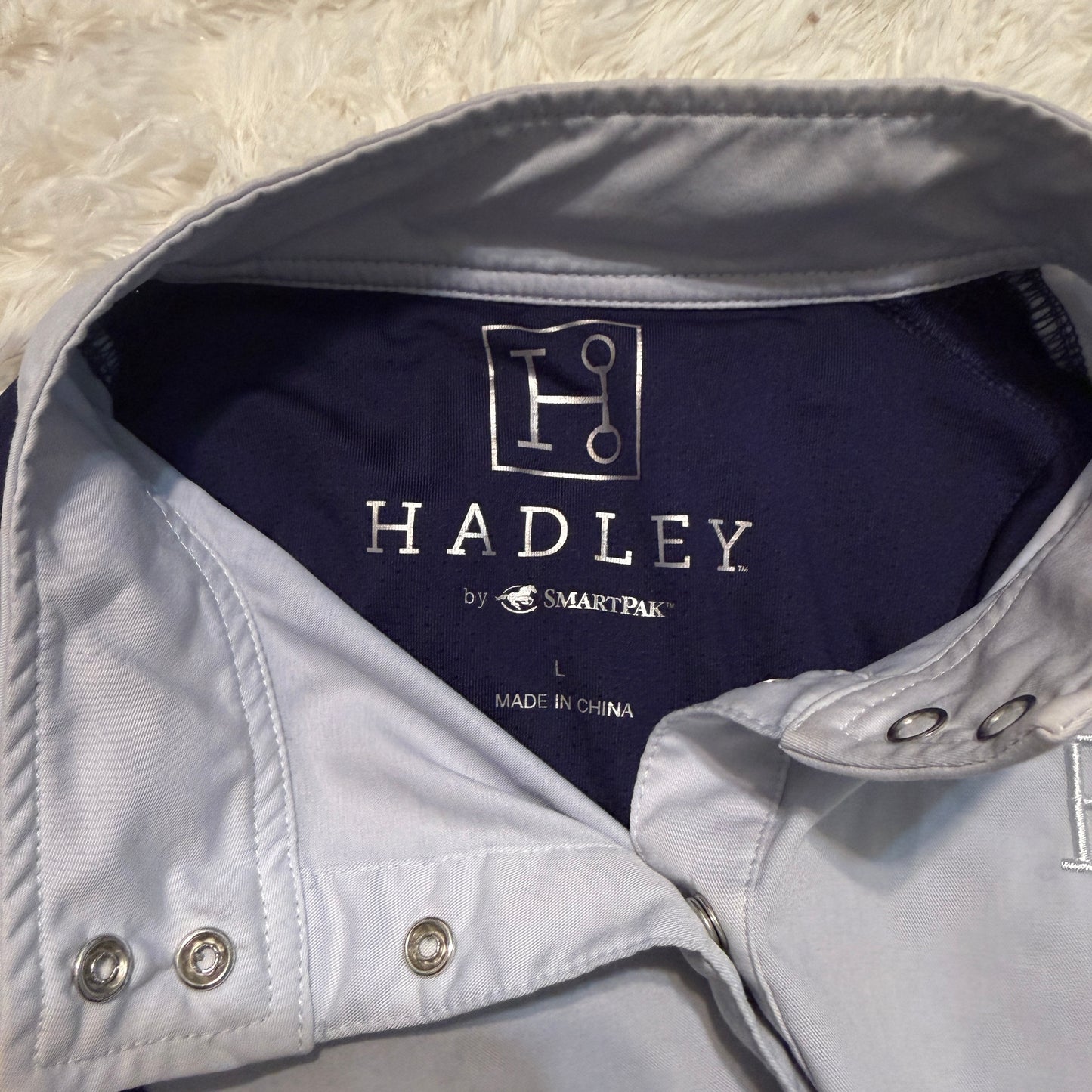 Women’s Large Navy/White Smartpak Long Sleeve Horseback Riding Show Shirt