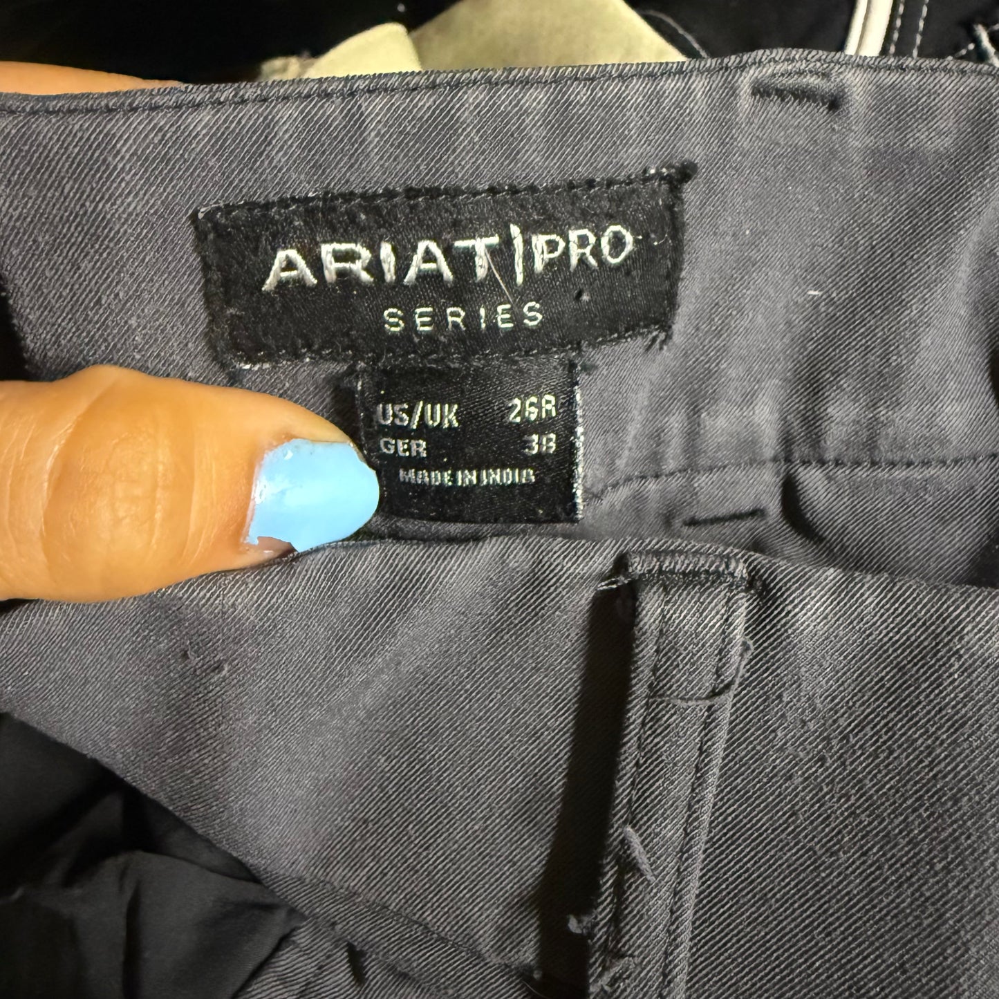 Women’s Size 26R Grey/Black Ariat Knee Patch Horseback Riding Breeches