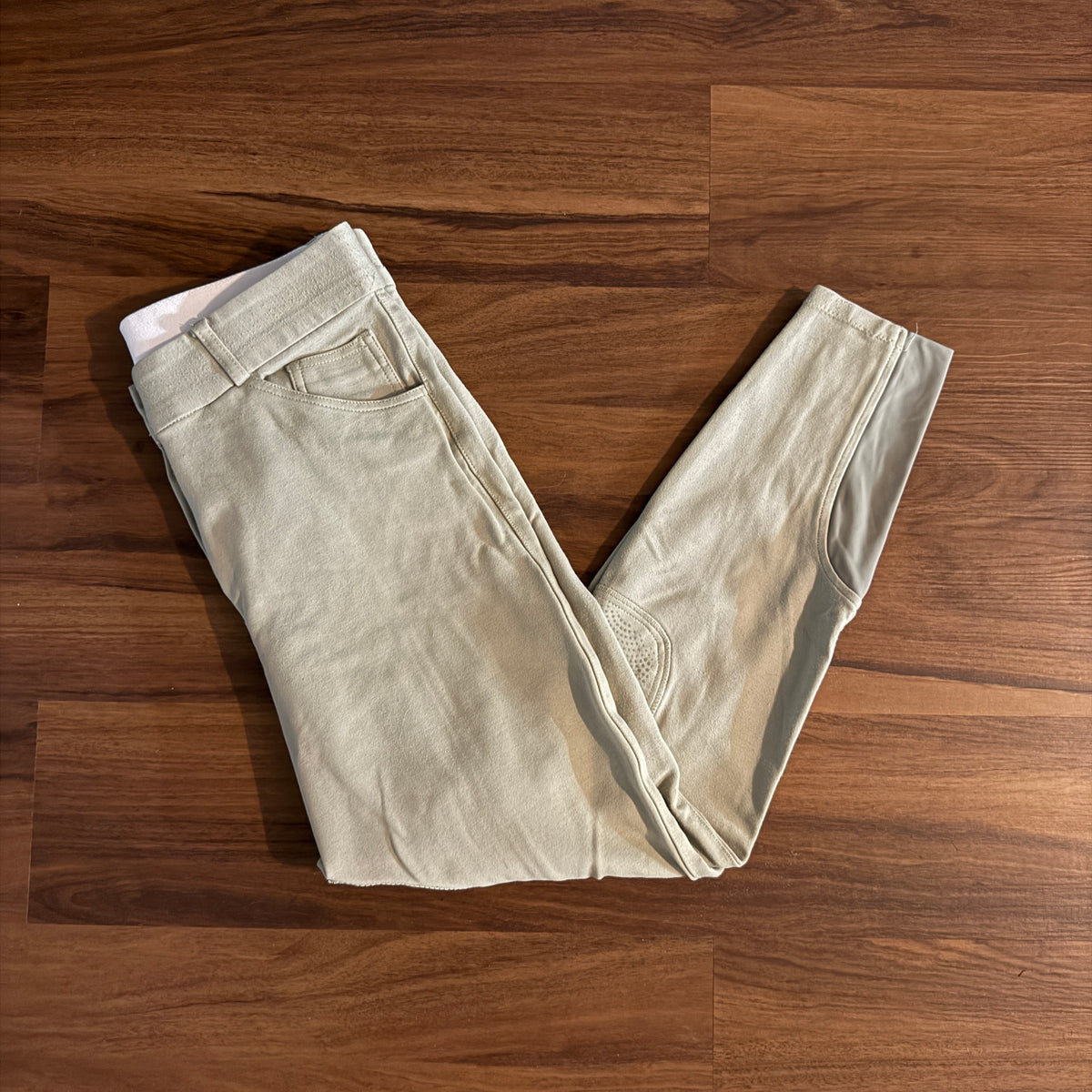 Women’s Size 30R Tan Smartpak Knee Patch Horseback Riding Breeches