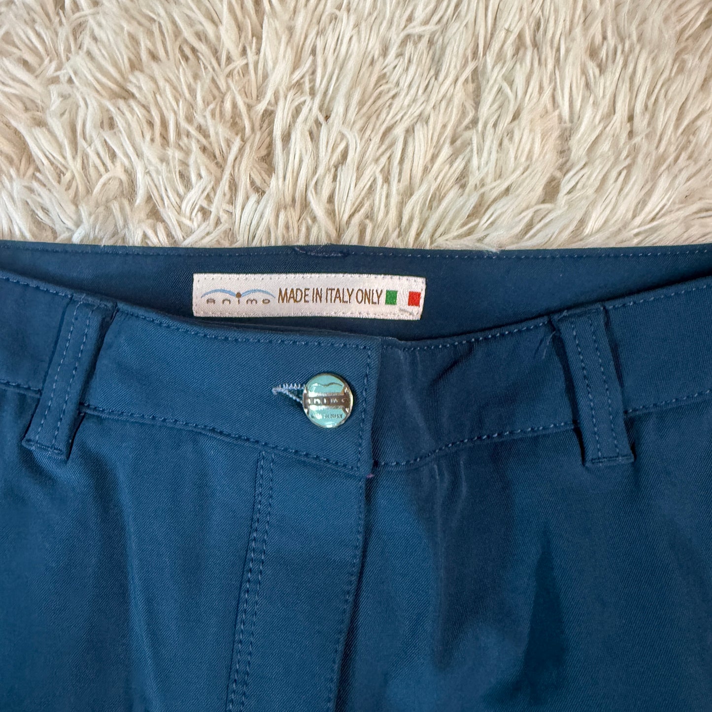 Women’s Size IT42 Blue Animo Knee Patch Horseback Riding Breeches. Good Condition.
