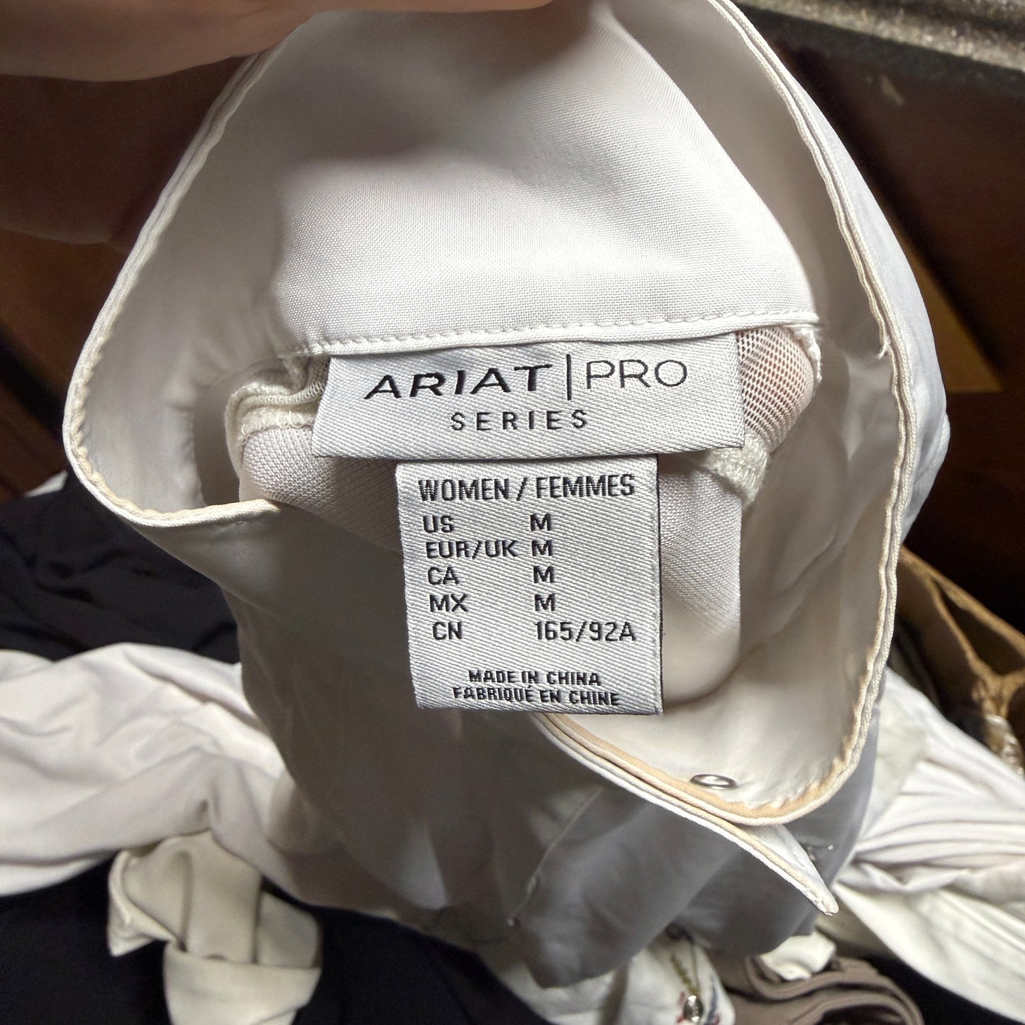 Women’s Medium White Ariat Long Sleeve Horseback Riding Show Shirt