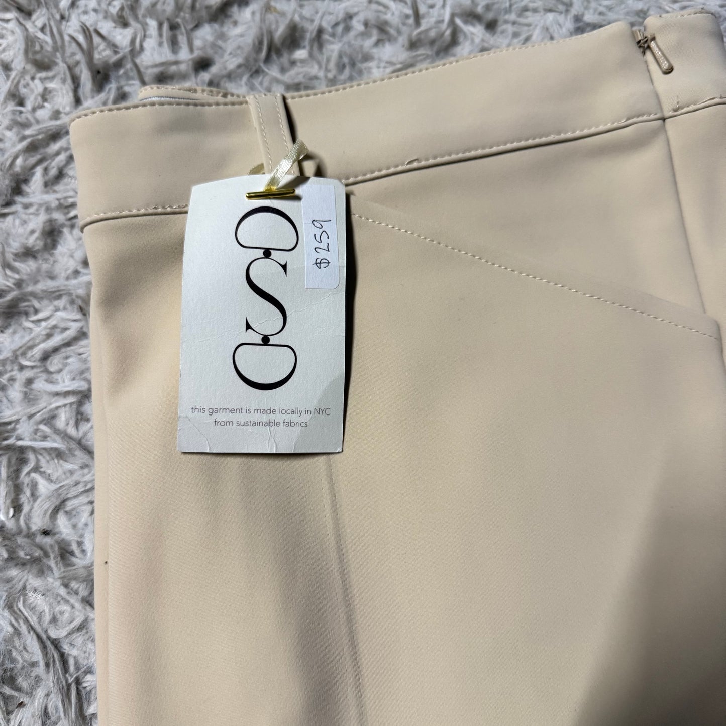 New Women’s Size 32R Tan Superlative Knee Patch Horseback Riding Breeches
