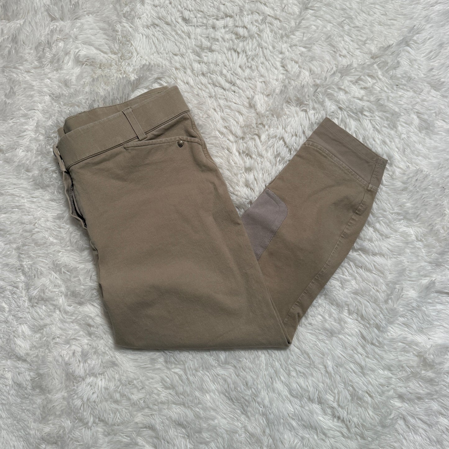 Women’s Size 34R Tan Ariat Knee Patch Horseback Riding Breeches