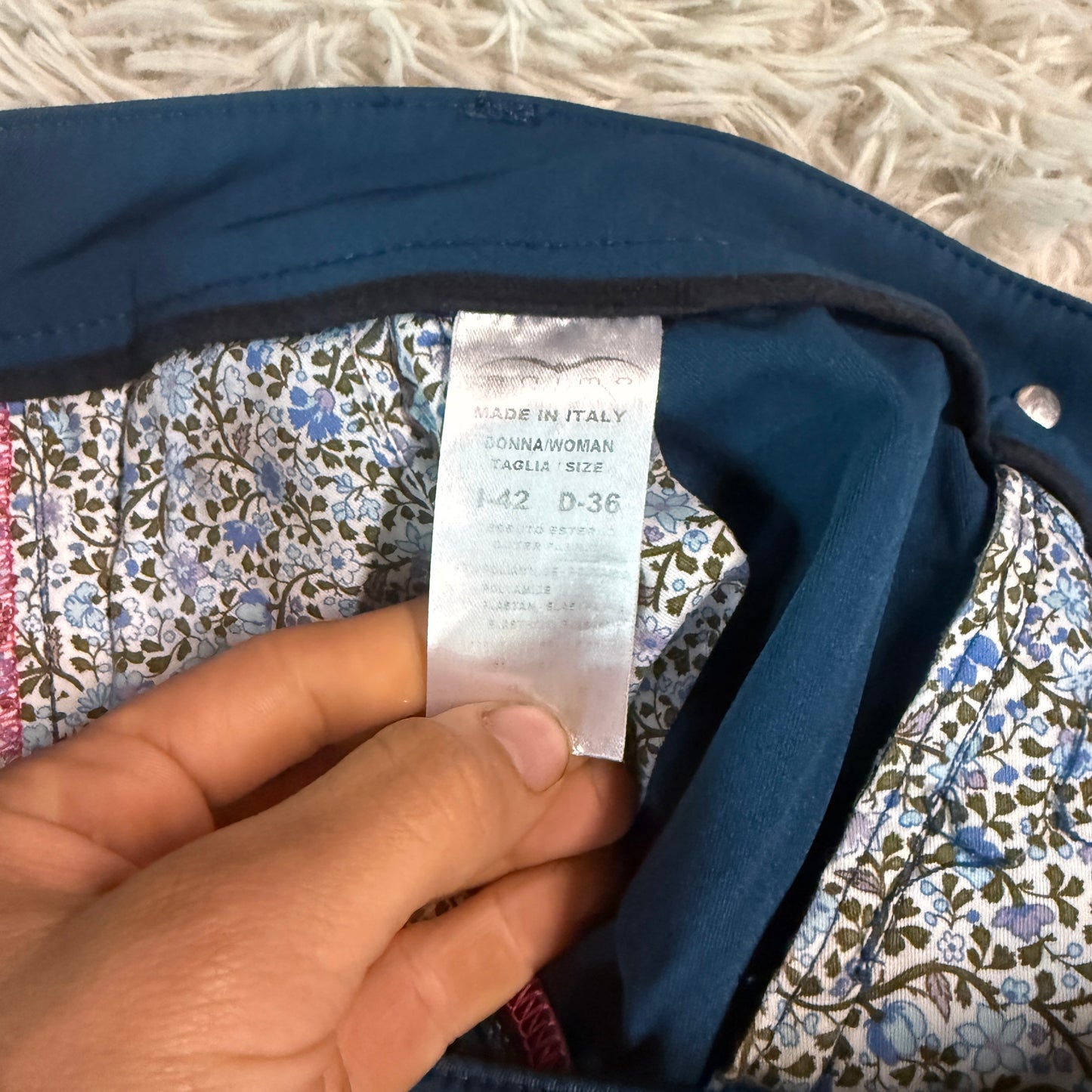 Women’s Size IT42 Blue Animo Knee Patch Horseback Riding Breeches. Good Condition.
