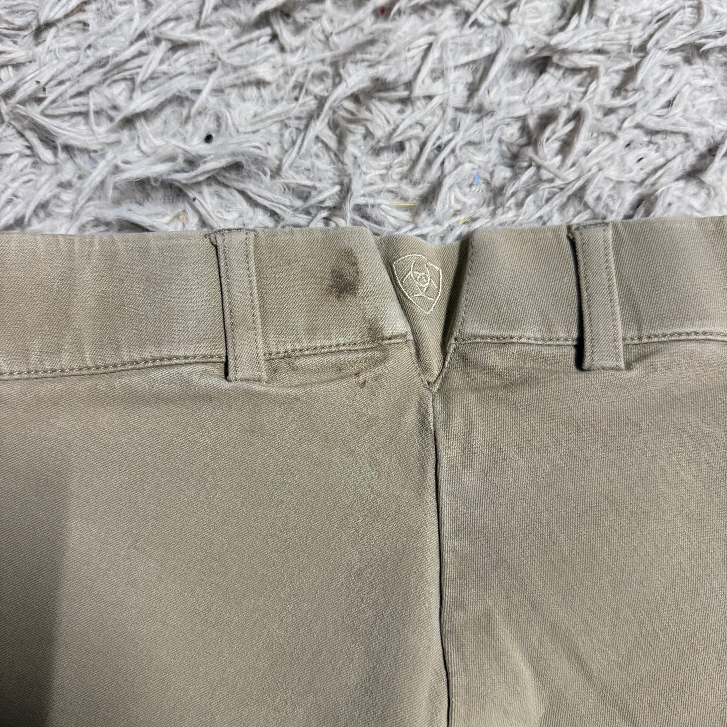 Girl’s Size 8 Tan Ariat Knee Patch Horseback Riding Jodphurs