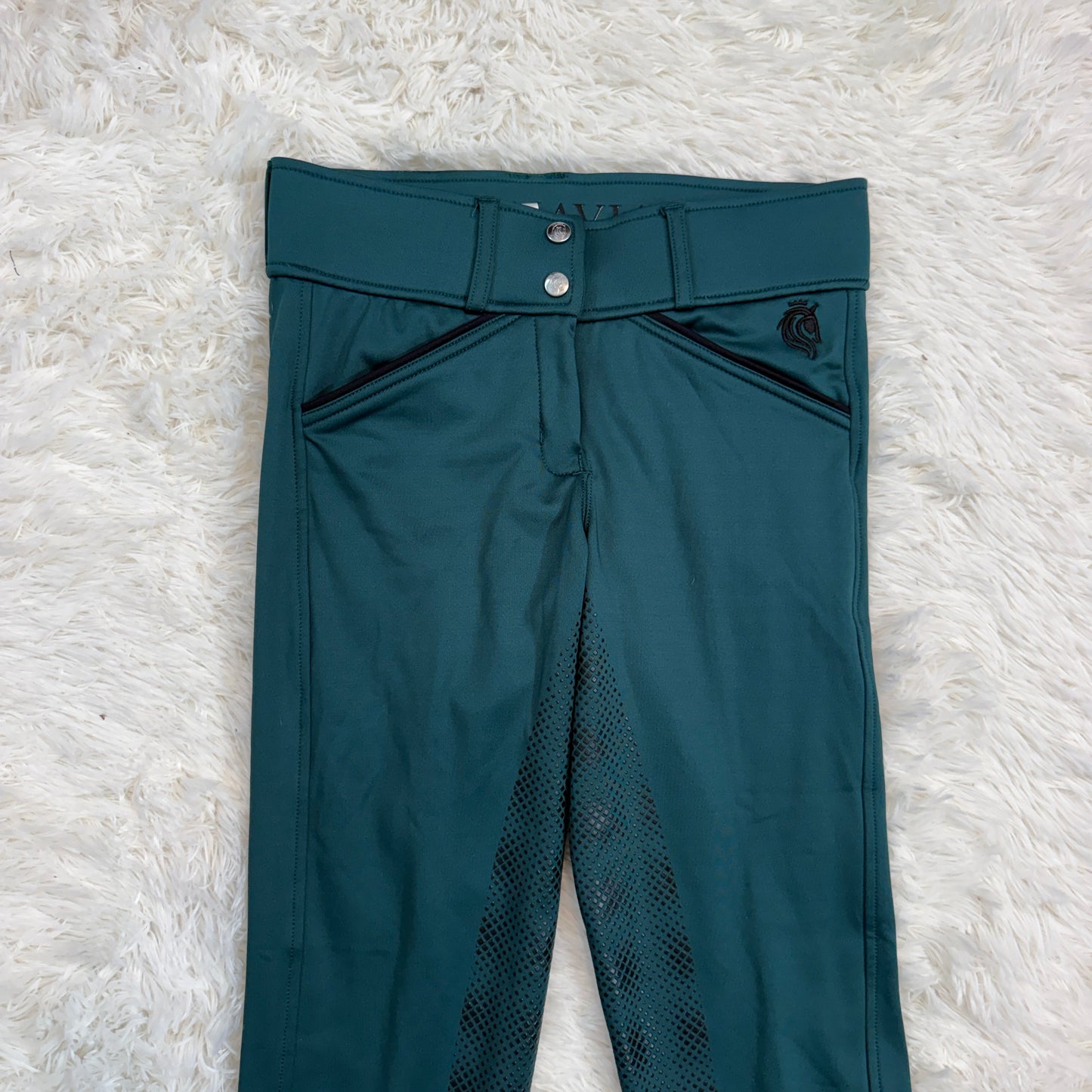 Women’s Size 28R Green Equinavia Full Seat Horseback Riding Breeches