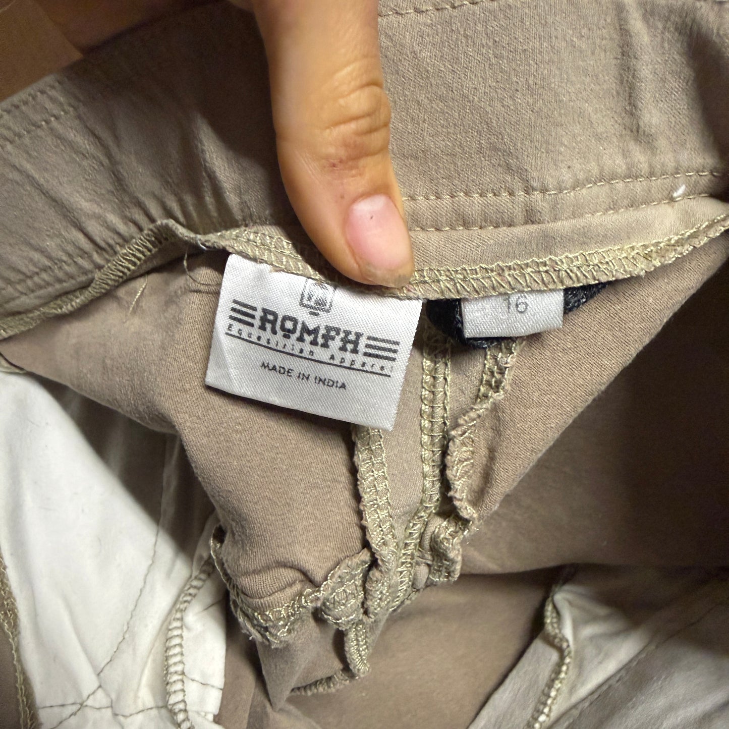 Child’s Size 16R Tan Romfh Knee Patch Horseback Breeches