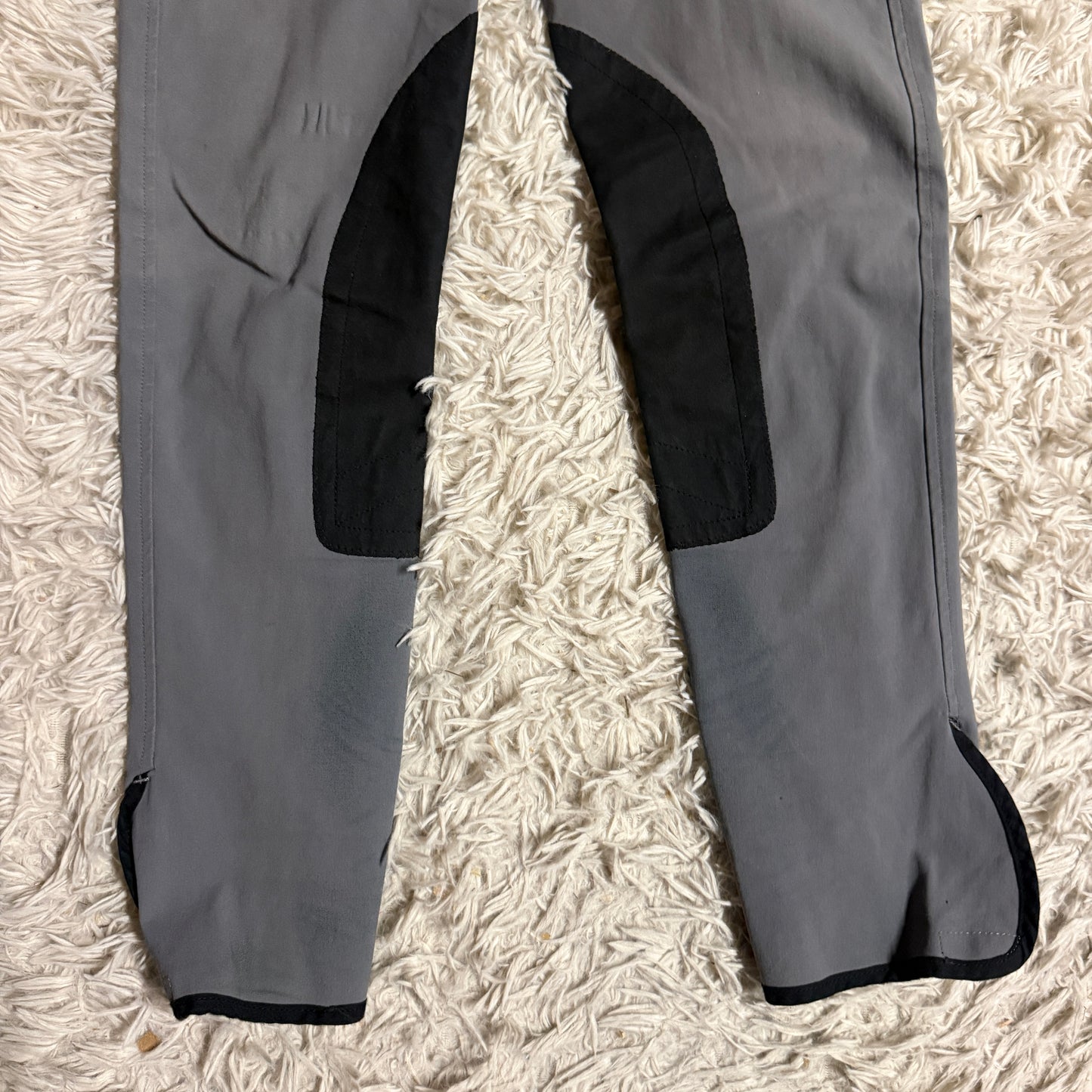 Women’s Size 24R Grey Tailored Sportsman Knee Patch Horseback Riding Breeches