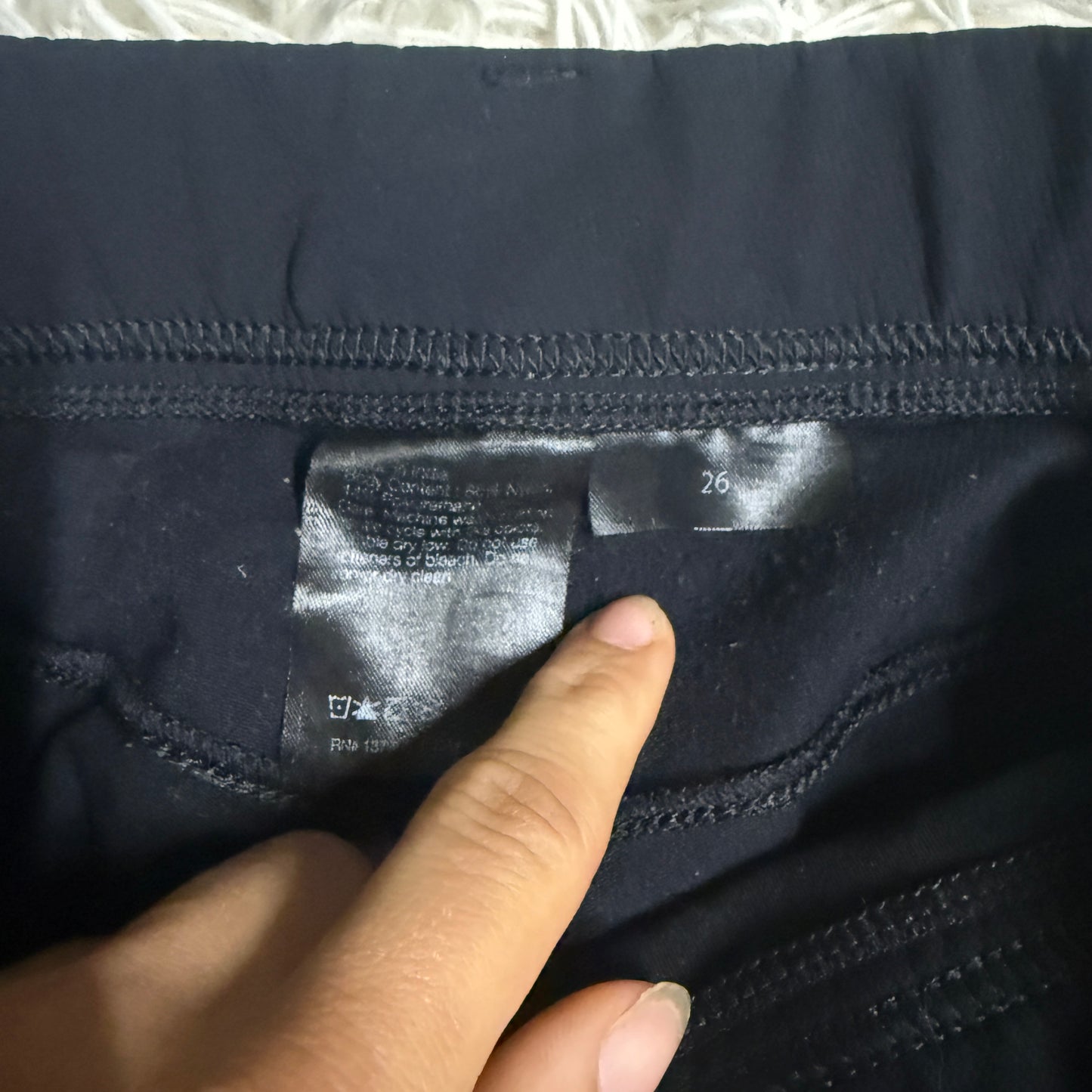Women’s Size 26R Black Irideon Knee Patch Horseback Riding Breeches